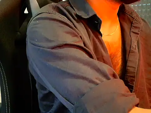 SHENOY3 online show from April 19, 2026, 1:17 am