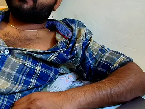 SHENOY3 online show from April 9, 2026, 3:41 am