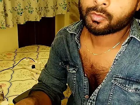 SHENOY3 online show from September 18, 2025, 6:11 pm