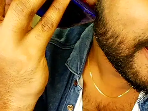 SHENOY3 online show from October 31, 2025, 7:43 pm