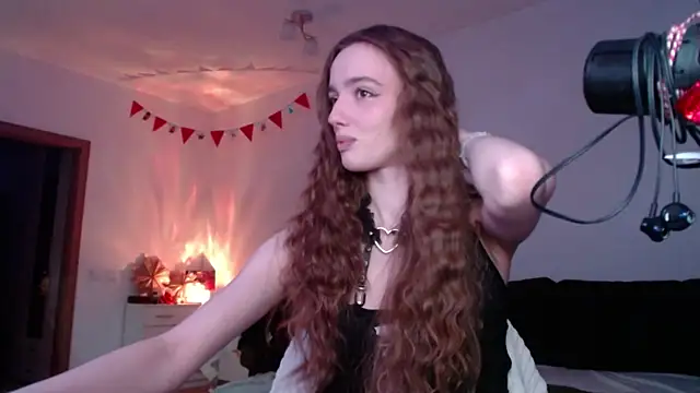 Snapshot of Weeissy chatting on January 14, 2025, 7:53 pm Weeissy online show from January 14, 2025, 7:53 pm