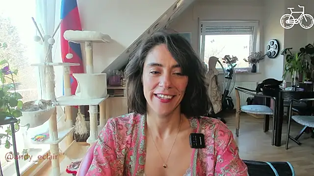 tinny williams online show from March 12, 2026, 8:40 am