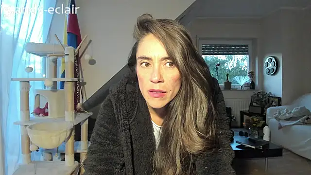 Snapshot of tinny_williams chatting on September 15, 2025, 5:57 pm tinny williams online show from September 15, 2025, 5:57 pm