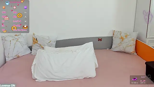 kassy hotdevil online show from March 13, 2026, 7:35 am