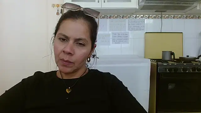 Snapshot of Sara_Brandon chatting on September 21, 2025, 8:14 pm Sara Brandon online show from September 21, 2025, 8:14 pm