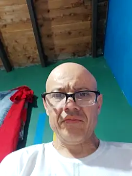 49edad online show from February 13, 2026, 1:22 pm