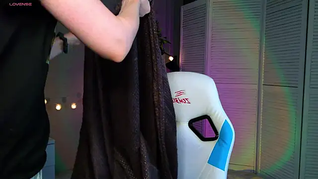 Ramona    online show from April 8, 2026, 6:15 am