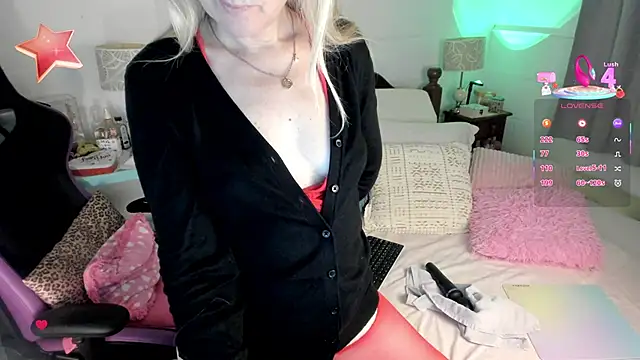 1Sweetnina online show from April 20, 2026, 8:10 pm