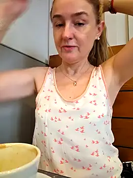 Snapshot of 1Sweetnina chatting on December 2, 2025, 1:24 pm 1Sweetnina online show from December 2, 2025, 1:24 pm