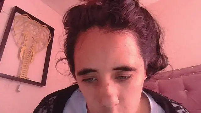 annarose19 online show from April 11, 2026, 7:17 pm