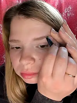 Zuli Kiska online show from March 15, 2025, 8:21 pm