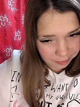 Zuli Kiska online show from December 13, 2025, 8:26 pm