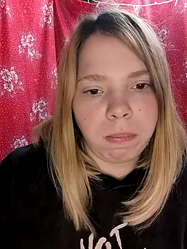 Zuli Kiska online show from March 7, 2025, 9:27 pm