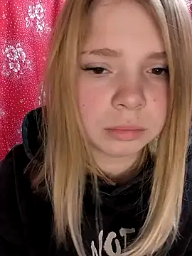 Zuli Kiska online show from February 26, 2025, 9:20 pm