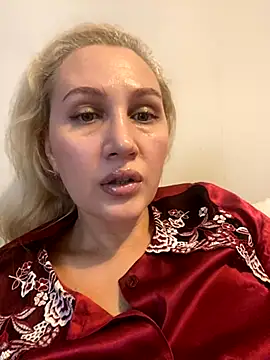 YourBlondee online show from November 24, 2025, 3:28 am