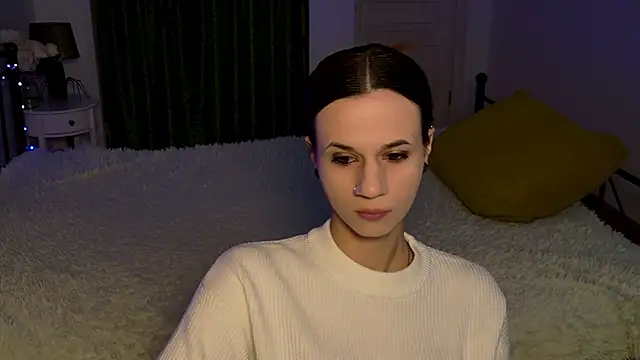 Snapshot of ItsAlisia chatting on December 15, 2025, 7:25 am ItsAlisia online show from December 15, 2025, 7:25 am