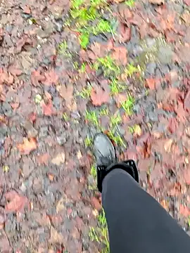 beauty-of-pain online show from November 25, 2025, 9:53 am