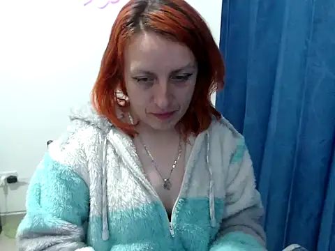 kittykalor09 online show from February 3, 2025, 2:25 am