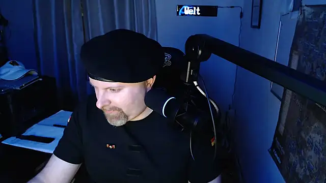 Snapshot of DerPornoPete chatting on March 9, 2025, 12:21 am DerPornoPete online show from March 9, 2025, 12:21 am