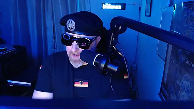 Snapshot of DerPornoPete chatting on March 15, 2025, 11:06 pm DerPornoPete online show from March 15, 2025, 11:06 pm