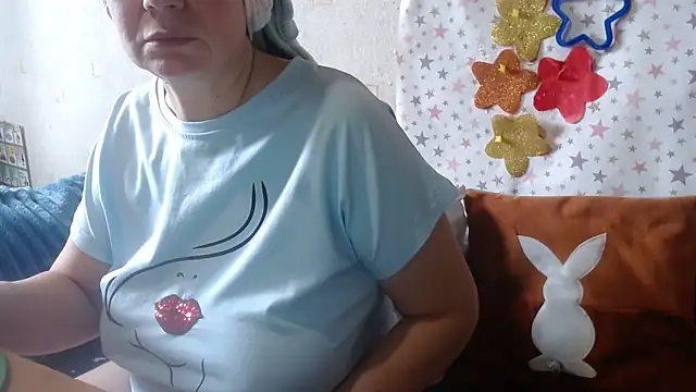 Snapshot of QueenLana chatting on October 26, 2025, 6:58 am QueenLana online show from October 26, 2025, 6:58 am