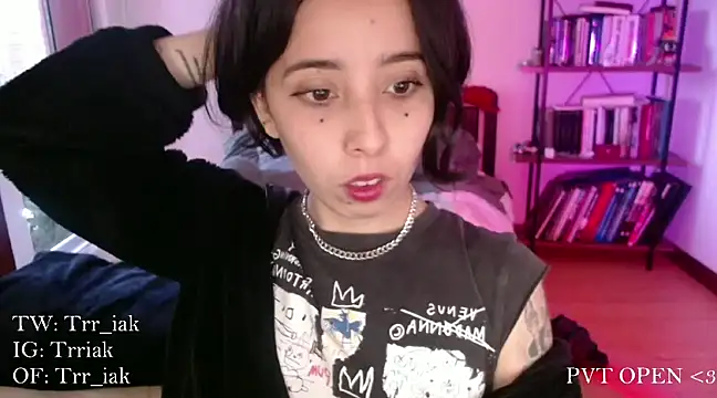 Snapshot of babyluna_8_8 chatting on January 22, 2025, 11:10 pm babyluna 8 8 online show from January 22, 2025, 11:10 pm