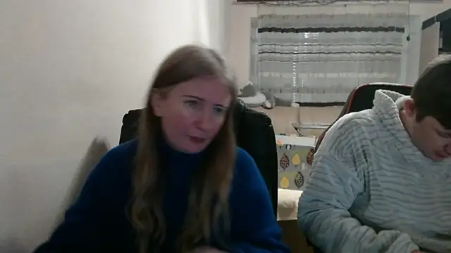 PeterAndJen online show from January 14, 2026, 9:18 pm