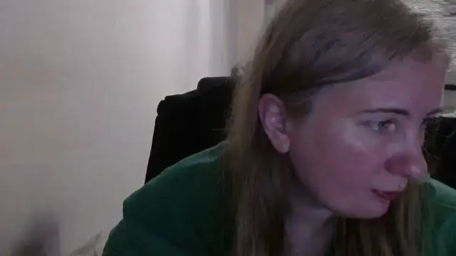 PeterAndJen online show from April 16, 2026, 8:09 pm