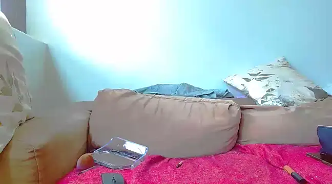 Sexy-Bubbles online show from March 10, 2025, 11:23 am