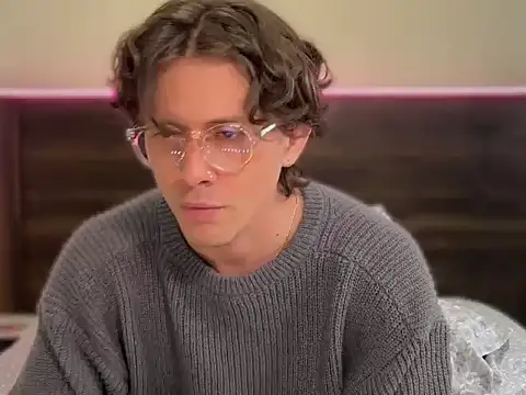 mcklister kinky feets online show from March 15, 2026, 8:49 pm