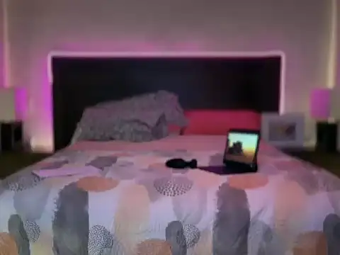 mcklister kinky feets online show from April 1, 2026, 2:57 am