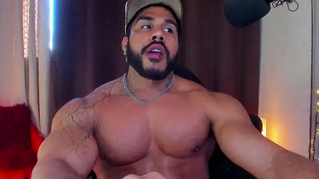 Snapshot of Artemis_Kazttman chatting on January 11, 2025, 10:18 pm Artemis Kazttman online show from January 11, 2025, 10:18 pm