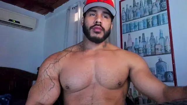 Artemis Kazttman online show from November 14, 2025, 2:43 pm