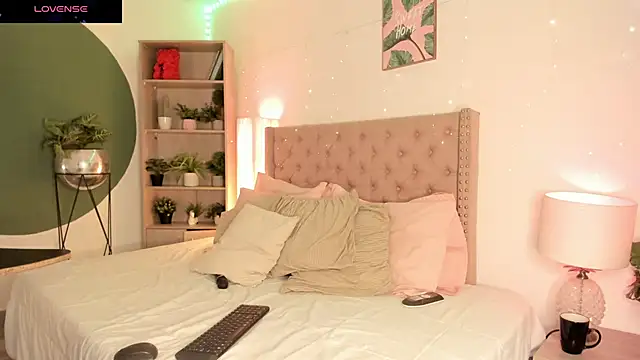 Snooky Clinton online show from January 18, 2025, 7:48 pm