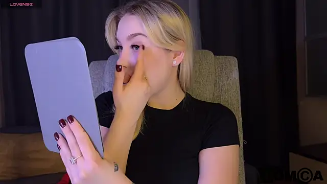 ariashaa online show from March 25, 2026, 3:55 pm