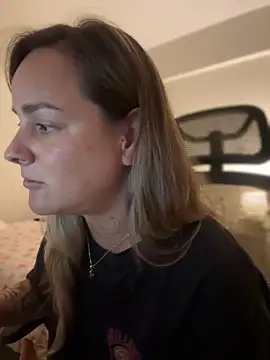 Snapshot of misslulipop chatting on February 26, 2025, 1:25 am misslulipop online show from February 26, 2025, 1:25 am