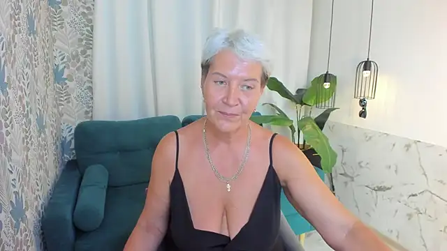 Snapshot of KathySunn chatting on July 18, 2026, 1:30 pm KathySunn online show from July 18, 2026, 1:30 pm