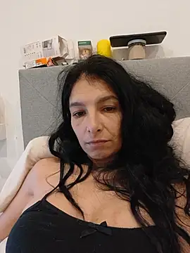 Snapshot of Sposini69 chatting on June 21, 2026, 11:27 am Sposini69 online show from June 21, 2026, 11:27 am