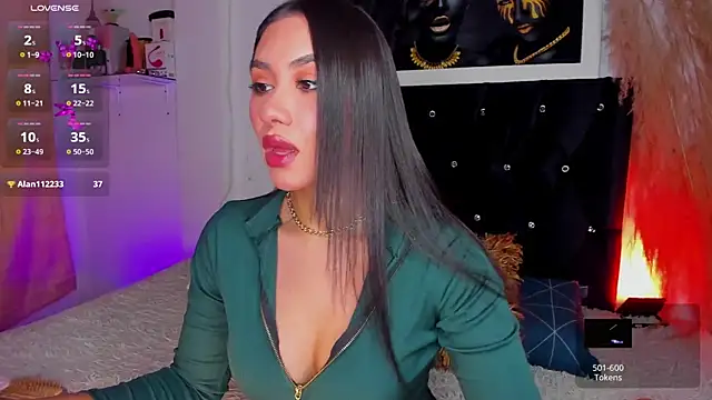 Ambar pe  online show from February 9, 2025, 9:06 pm