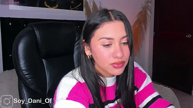 Ambar pe  online show from March 1, 2025, 2:15 am