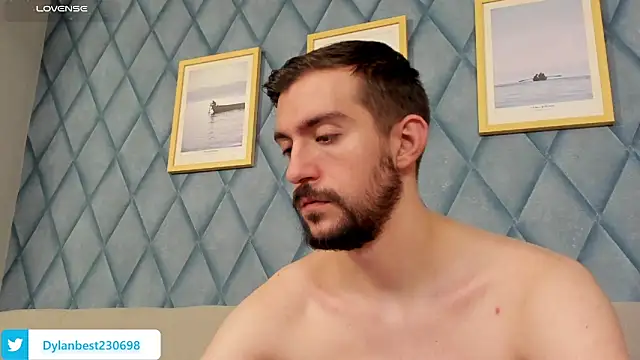 Snapshot of Dylan_Best chatting on July 18, 2026, 12:25 pm Dylan Best online show from July 18, 2026, 12:25 pm