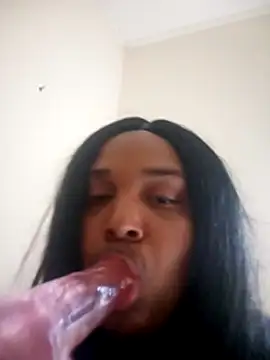 Snapshot of Anonymous_Ladii chatting on July 21, 2026, 1:56 pm Anonymous Ladii online show from July 21, 2026, 1:56 pm