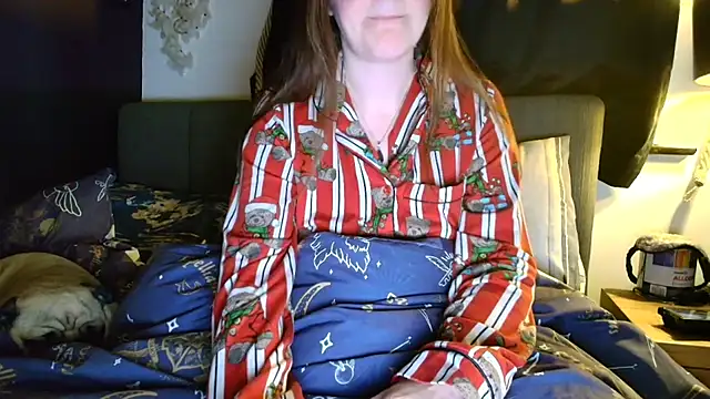 Snapshot of short_sweetpea chatting on November 19, 2025, 9:42 am short sweetpea online show from November 19, 2025, 9:42 am