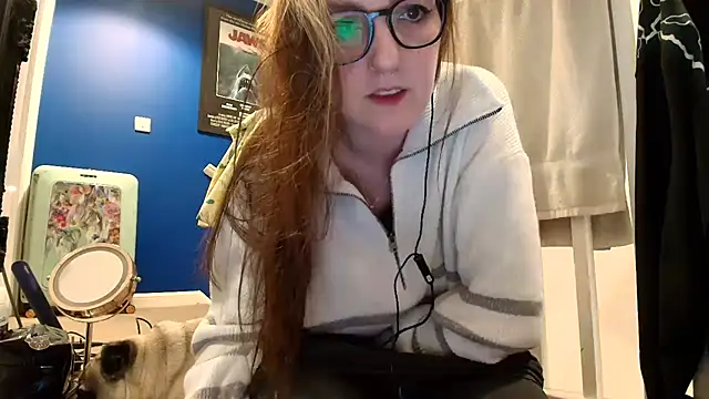 Snapshot of short_sweetpea chatting on November 10, 2025, 5:29 pm short sweetpea online show from November 10, 2025, 5:29 pm