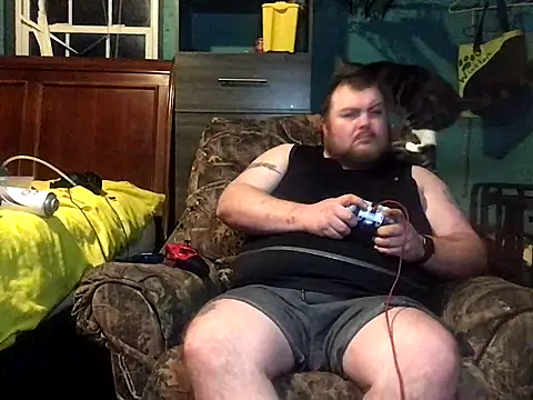 Snapshot of fatdickdaddy448 chatting on December 5, 2024, 6:59 am fatdickdaddy448 online show from December 5, 2024, 6:59 am