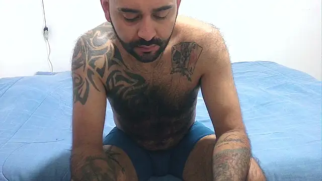 TeddyGominola  online show from March 18, 2025, 7:44 pm