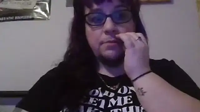 GothyBaby online show from November 23, 2025, 11:48 pm