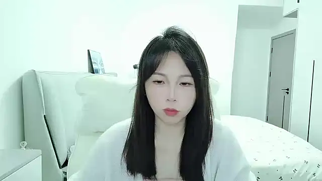 Sunset glow online show from November 5, 2025, 1:20 am