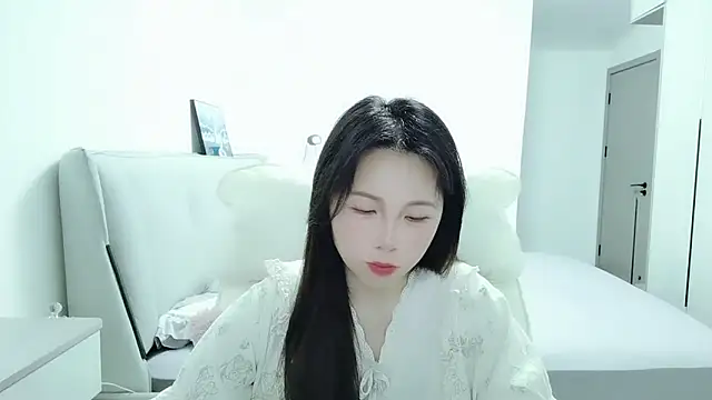 Sunset glow online show from April 19, 2026, 2:29 pm