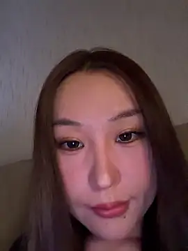 Snapshot of sphynx-_- chatting on December 2, 2025, 1:02 pm sphynx- - online show from December 2, 2025, 1:02 pm